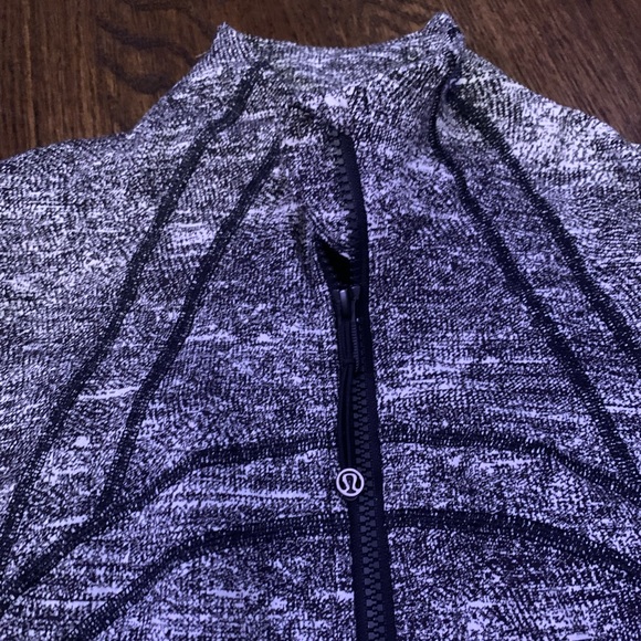 Excellent condition Lululemon 🍋 Define Jacket Size 6 - Picture 4 of 13